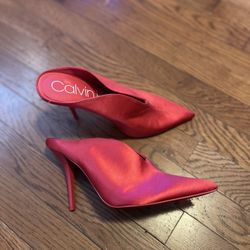 Calvin Klein Satin Pumps – Women’s 9 (Rose Quartz) – Like New.  $30