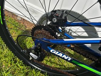 Giant mountain bike
