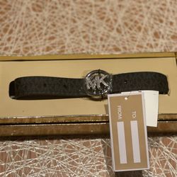 Michael Kors MK Logo Belt in a LUXURY Gift Box Black/Silver Nwt