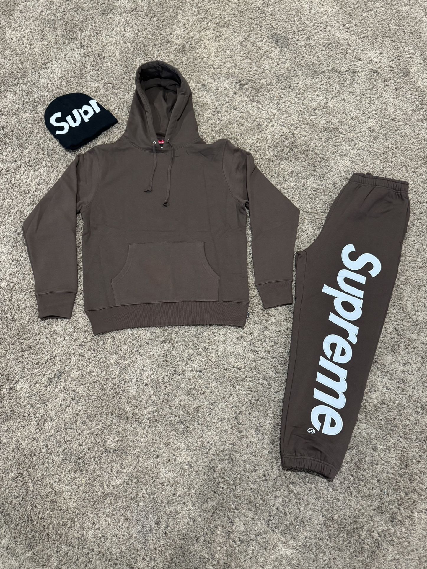 Supreme Outfit