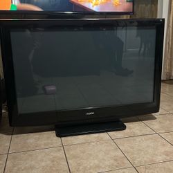 Black Sanyo TV  42 Inch