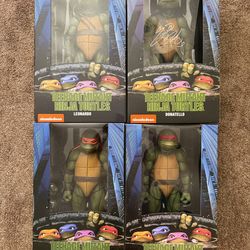 NECA 1/4 Scale 1990 Teenage Mutant Ninja Turtles TMNT Complete Figure Set (BIG SIZE TMNT)