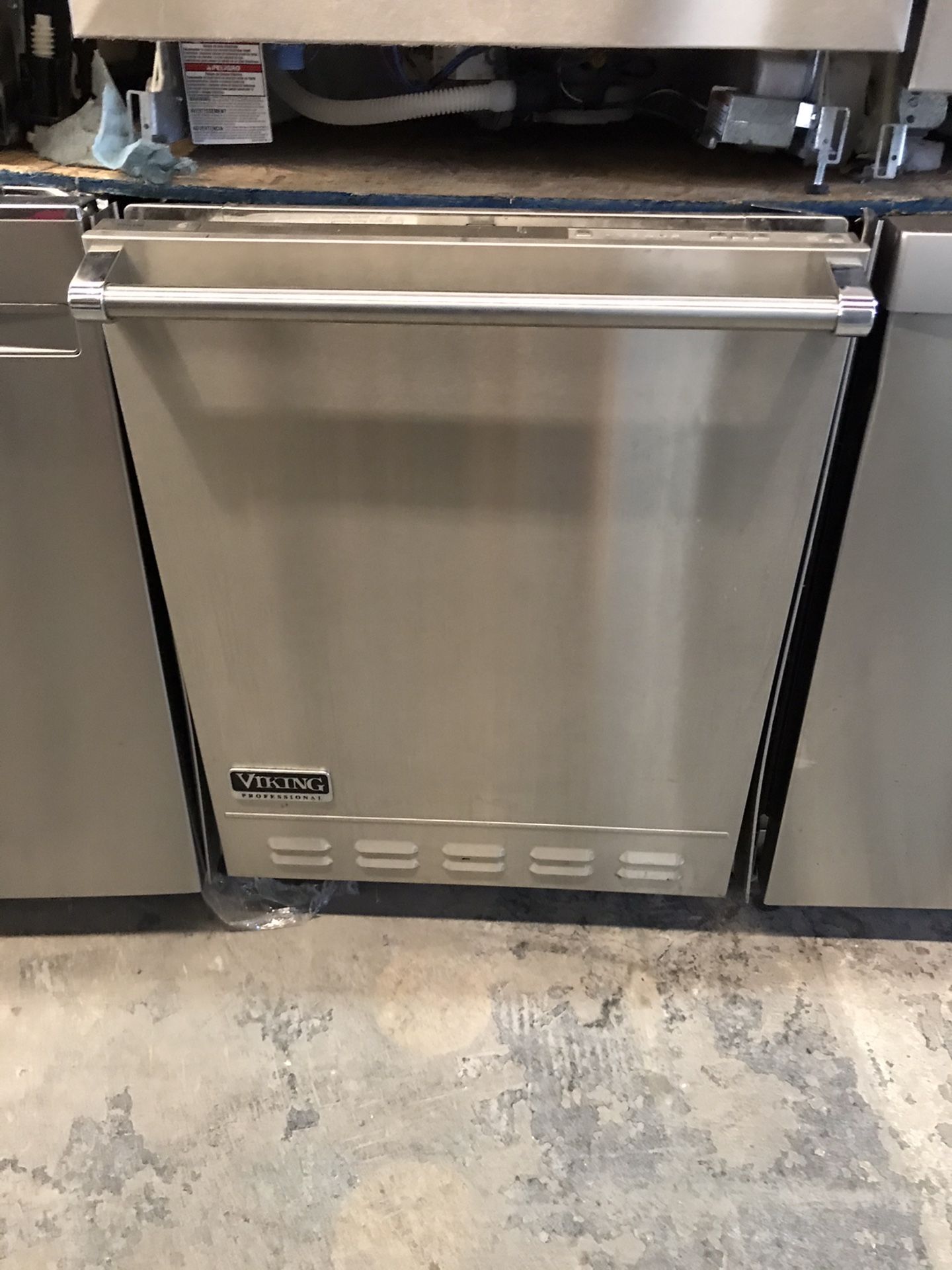 Viking dishwasher used