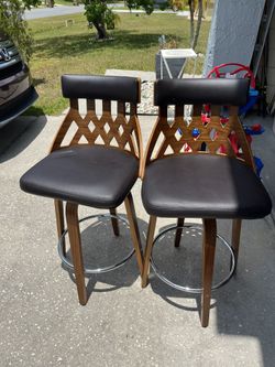 2 Chairs