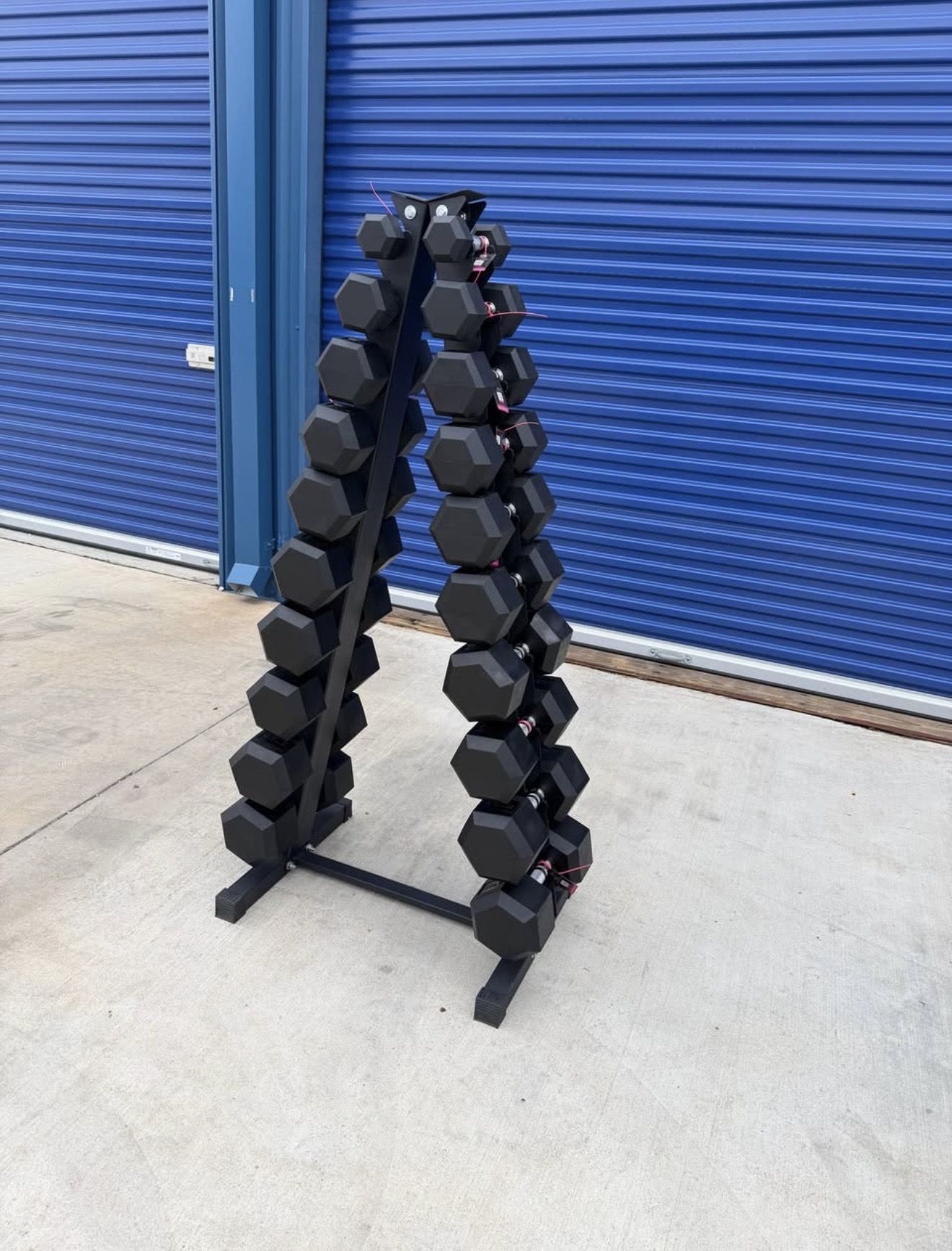 New pair of 5,10,15,20,25,30,35,40,45,50lb rubber dumbbells with A rack. New in box 📦 $705