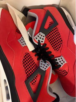 Toro bravo 4’s brand new Size 10.5