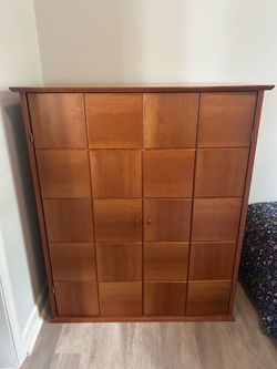 Hutch desk