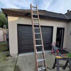 24 Ft. Fiberglass Extension Ladder With Delivery 