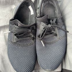 Women’s New Balance sneakers size 6
