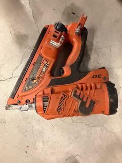 Paslode 30° Li-Ion Cordless Framing Nailer