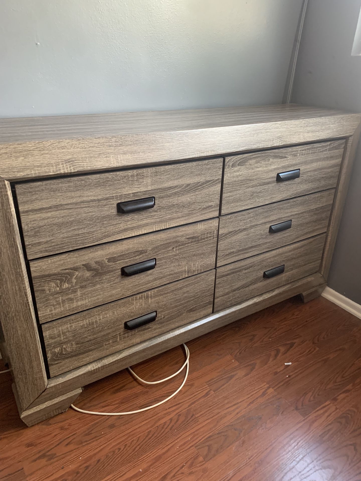 2 Nice Dressers , 6 Drawers, 15 1/2 X 58 1/2 X 37” for Sale in Rancho