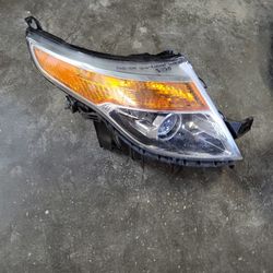 2012 2013 2014 2015 Ford Explorer Headlight Part 