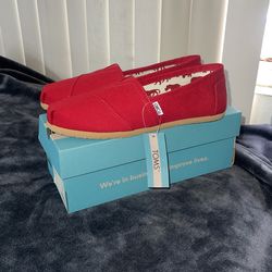 Women’s Toms