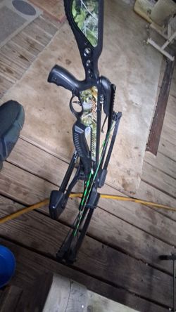 Compound crossbow