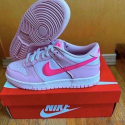 Nike Dunk Low GS DH9765-600 Size 6Y / 7.5W Brand New 