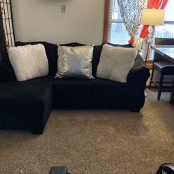Black 2 Piece Sectional Couch 