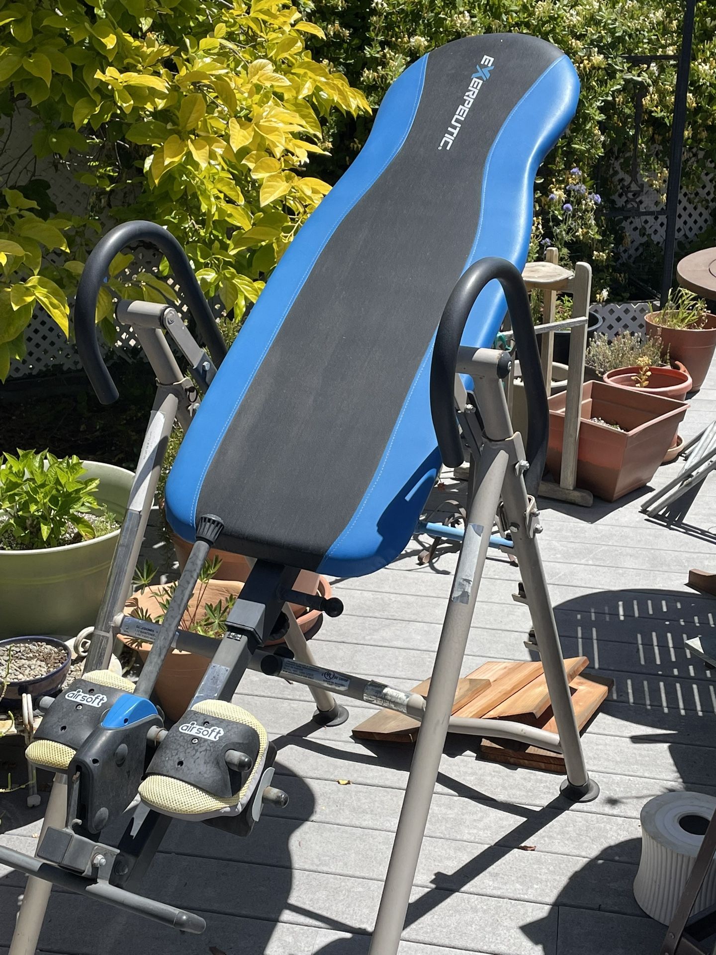 Exerpeutic 225SL Inversion Table with Surelock Safety Ratchet System