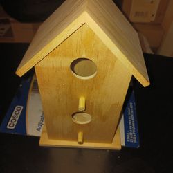 Wooden Birdhouse 