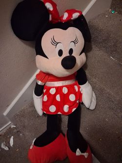 Disney 40" Minnie Mouse Plush