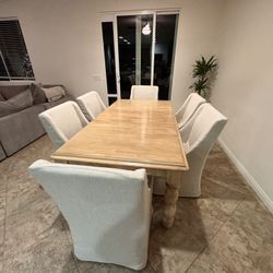 Dining Room Table With Chairs 
