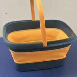 Convenient Foldable Foot Soaking Tub: