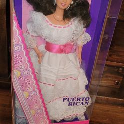 Vintage 1996 Pueto Rican  Barbie Doll