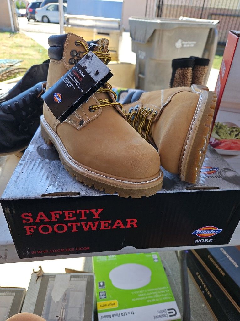 Dickies Boots New In Box 9.5