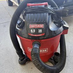 Craftsman 16 Gal Shop vac 
