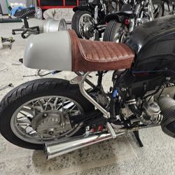 Cafe Racer Tail Section, Seat Vonzeti