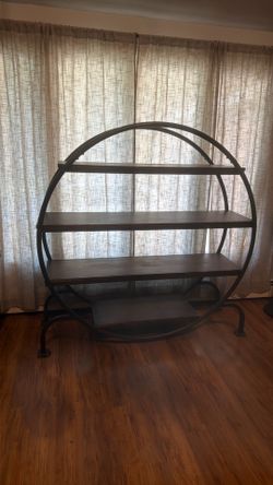 Circular Shelf