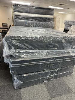 Last Warning! Mattress Clearance – Almost Sold Out!