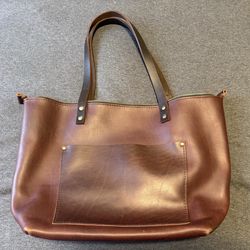 Portland Leather Large Cognac with Zipper