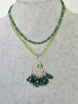 Vintage Unique Sterling Silver Peridot and Green Onyx Two Strand Layered Pendant Necklace 