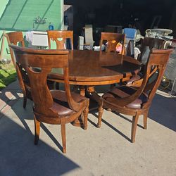 Vintage Expandable Dining Table