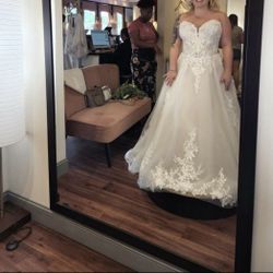 Sophia Tolli (Sabrina)