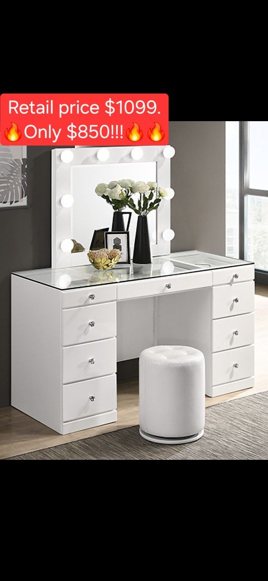 3PCS VANITY. DRESSER, MIRROR & STOOL. 🔥LARGE $850. 🔥SMALL $750