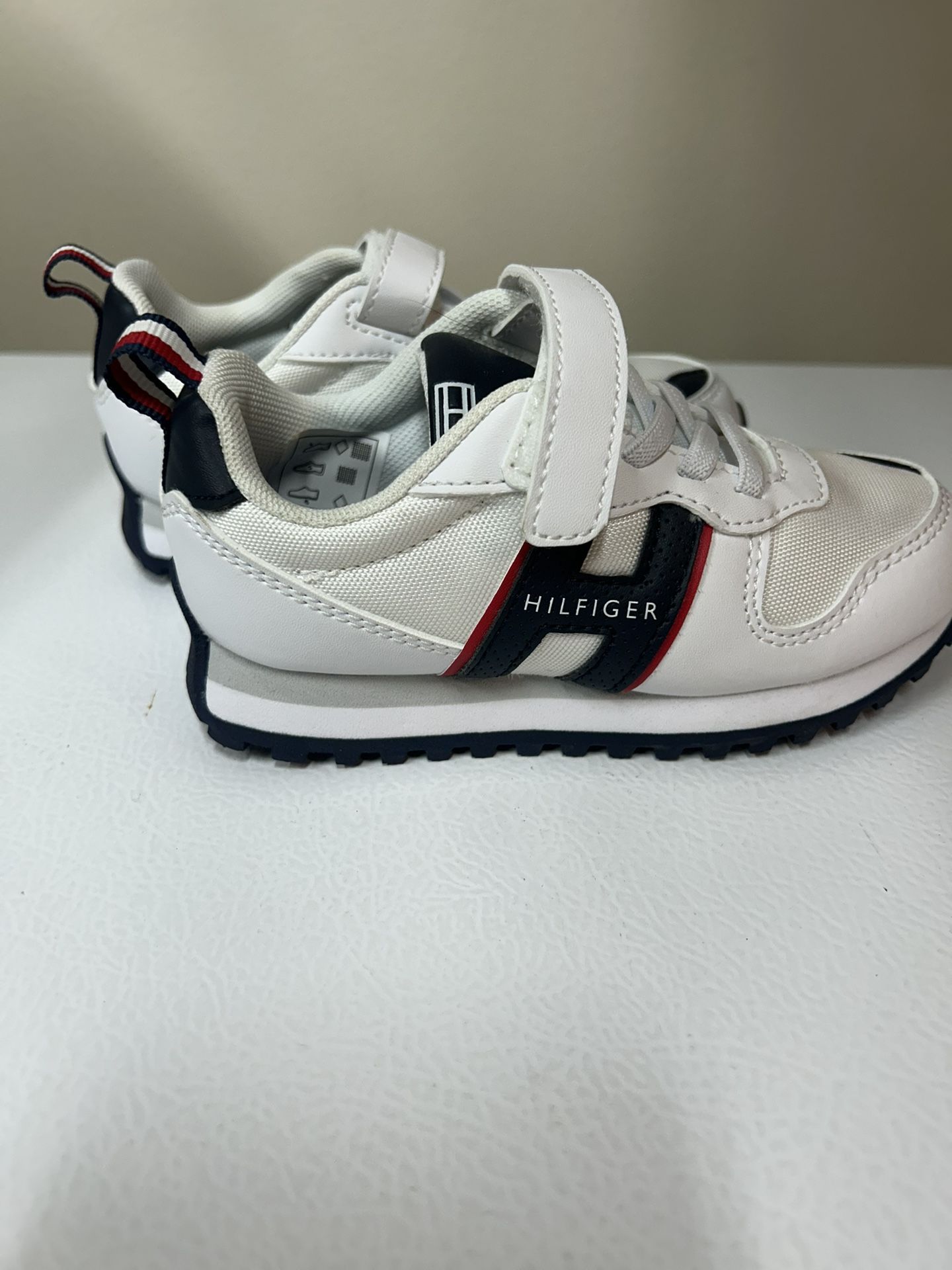 Boys Tommy Hilfinger Size 9 Shoes 