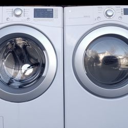 3 Yr Old Great Condition Large Capacity Washer Dryer-Can Stack