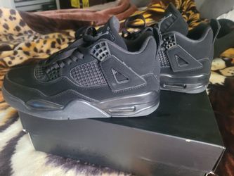 Jordan Blackcats size 7M