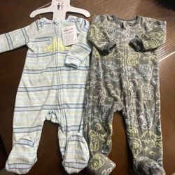 New 2 pack SLEEPERS, 6 mo 