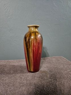 Elegant Expressions Reactive Ceramic Bottle Vase