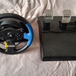 SIM Racing Wheel And Pedals 