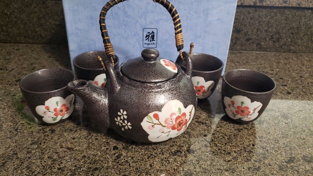 Miyabi Tea Set $35 Obo