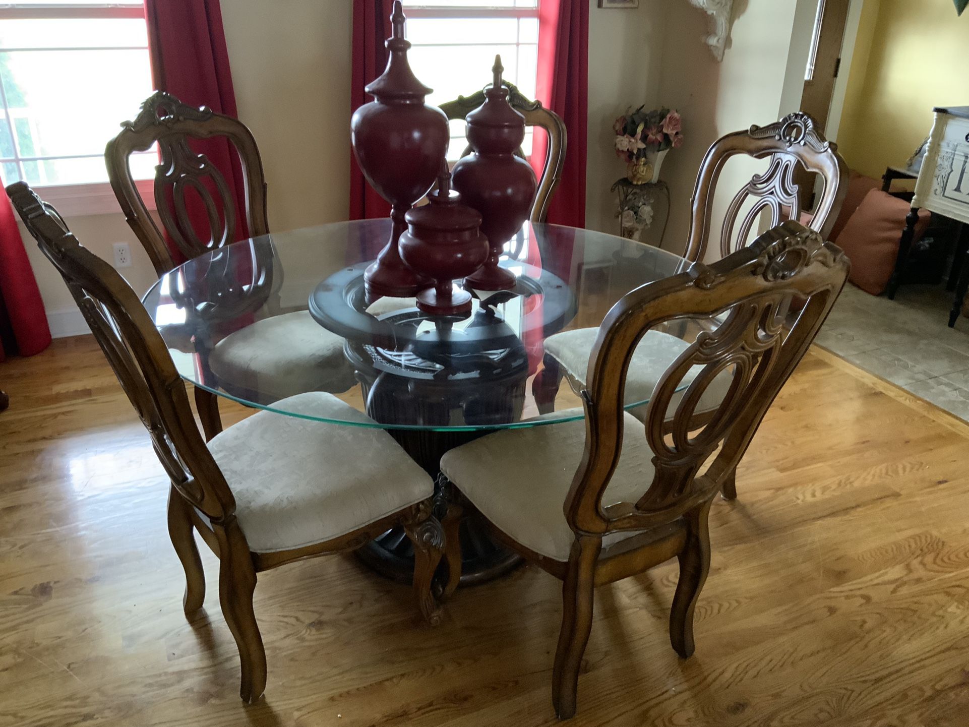 Dining Room Table With 6 Chairs