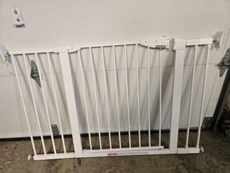 Doorway/baby Gates