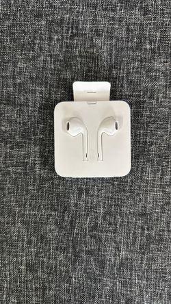 Brand New Headphones With Lightning Connector