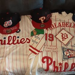 HUGE PHILADELPHIA PHILLIES COLLECTION 