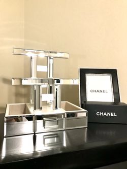 Pottery barn mirrored jewelry box & display