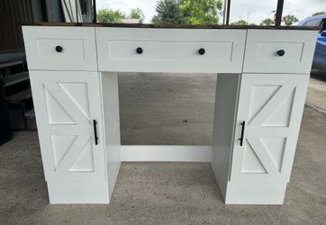 Vanity Desk