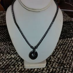 Shiny Black Metal Necklace
